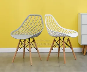 Elegant Mesh Eames Chair With Wooden Legs Rd8km