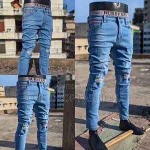 Burberry Trousers/Jenas