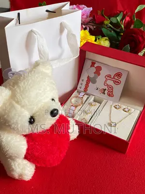 Teddy Bear Xvalentines Ladies Gift Set