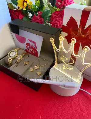 Beautiful VALENTINES / Birthday LADIES GIFT SET