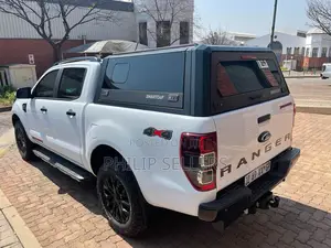 Standard Features Sport Canopy