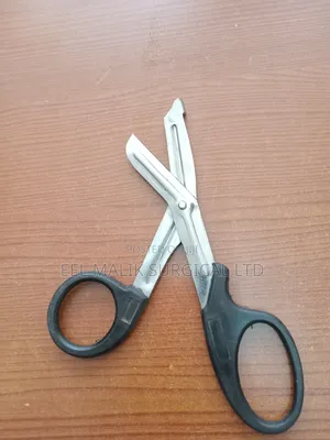 Trauma Shears