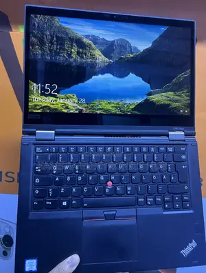 Laptop Lenovo ThinkPad X380 Yoga 8GB Intel Core I5 SSD 256GB