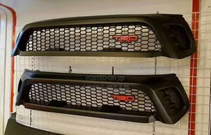 Hilux Revo Grille TRD Custom Fit
