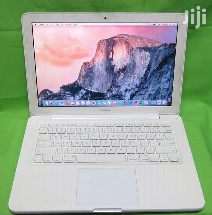 Laptop Apple MacBook 4GB Intel Core 2 Duo HDD 500GB