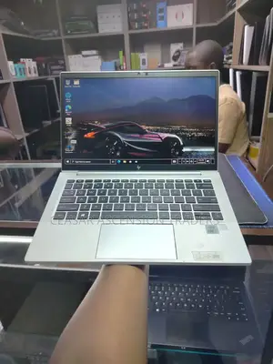 Laptop HP EliteBook 830 G7 16GB Intel Core I7 SSD 512GB