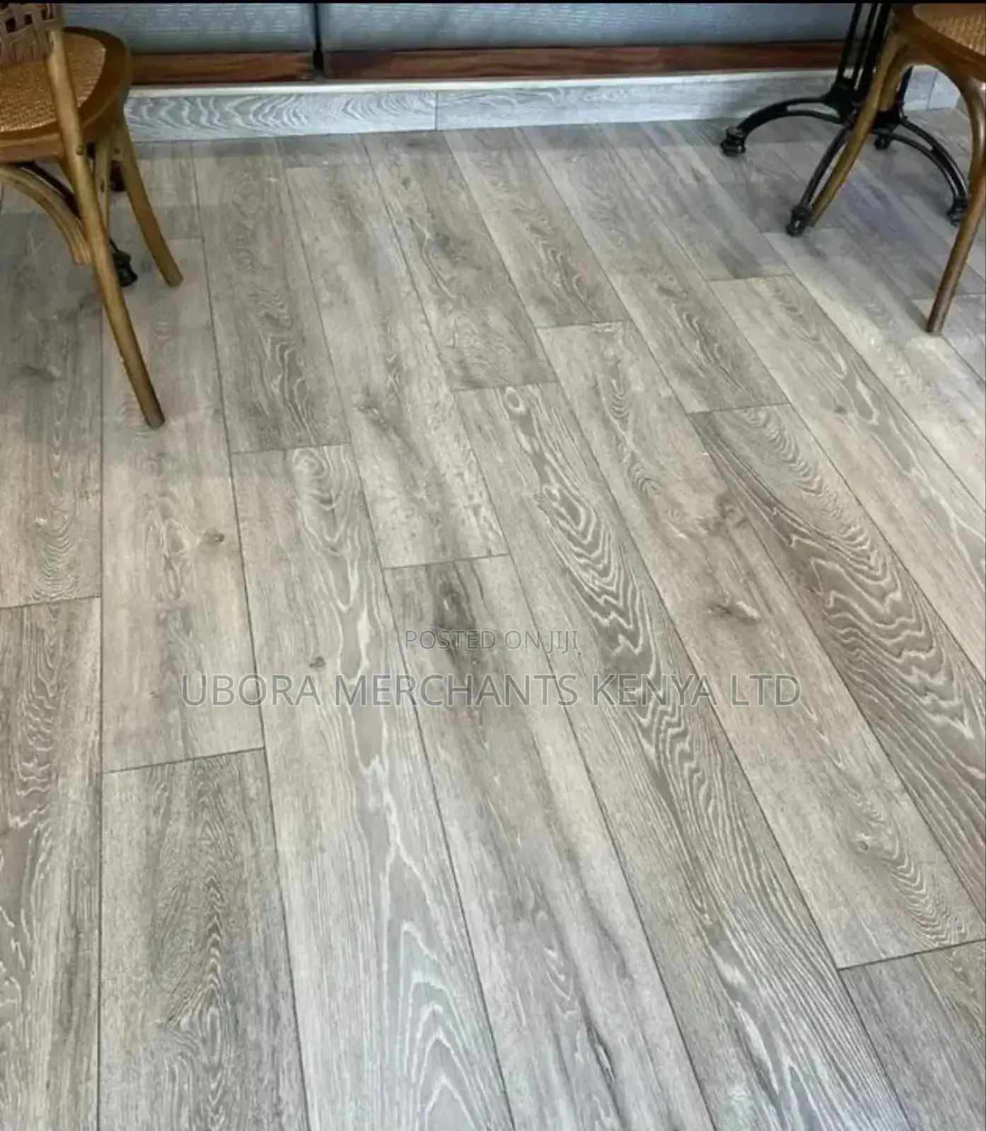 Interlocking SPC Floor Planks