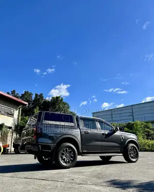 Canopy - Double Cab - EVO Commercial - Black