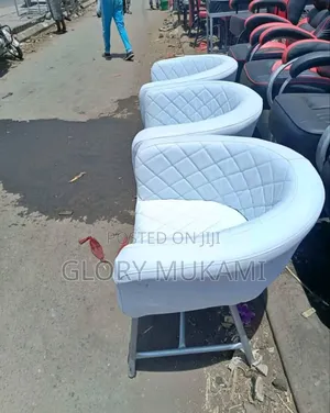 White Styling Salon Chair