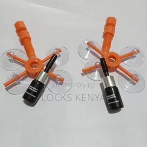 Mechanic Windscreen Crack Repair Fluid