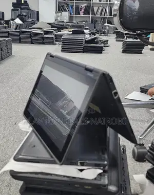 Laptop Lenovo Yoga 330 8GB Intel Core I5 SSD 256GB