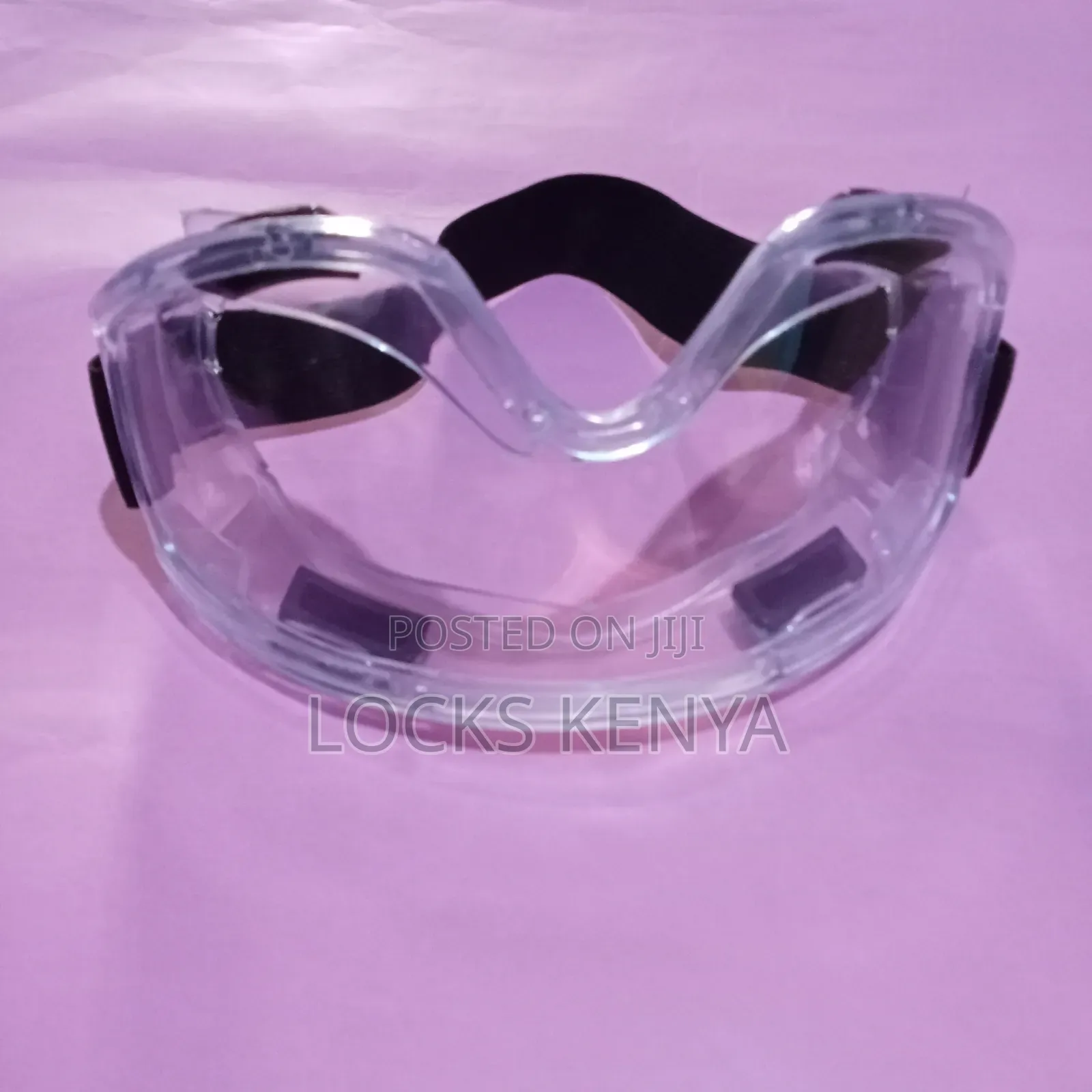 Spraying Safety Goggles