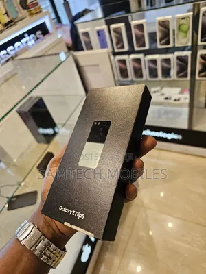 New Samsung Galaxy Z Flip 5 512 GB Silver