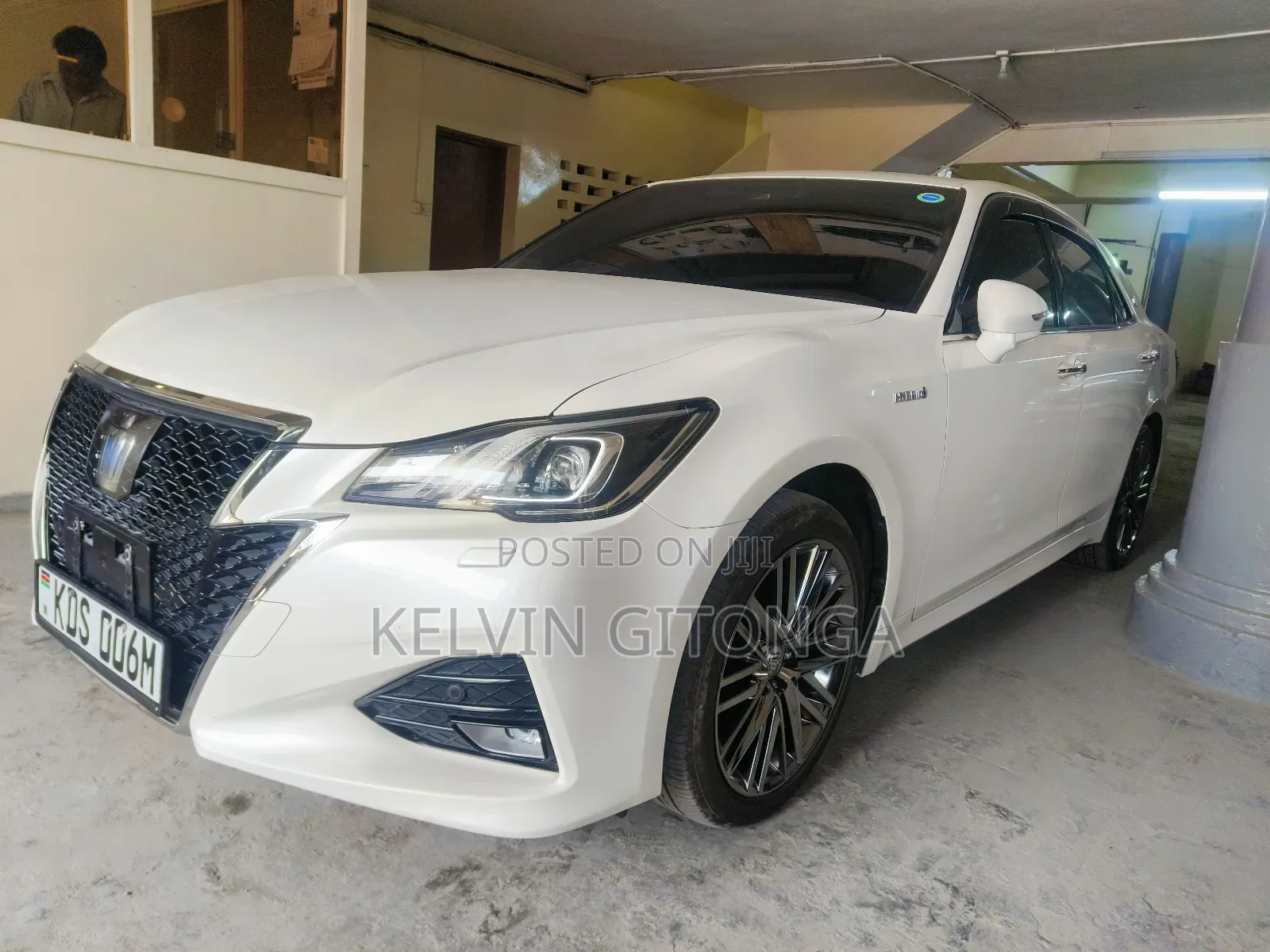 Toyota Crown 2018 White