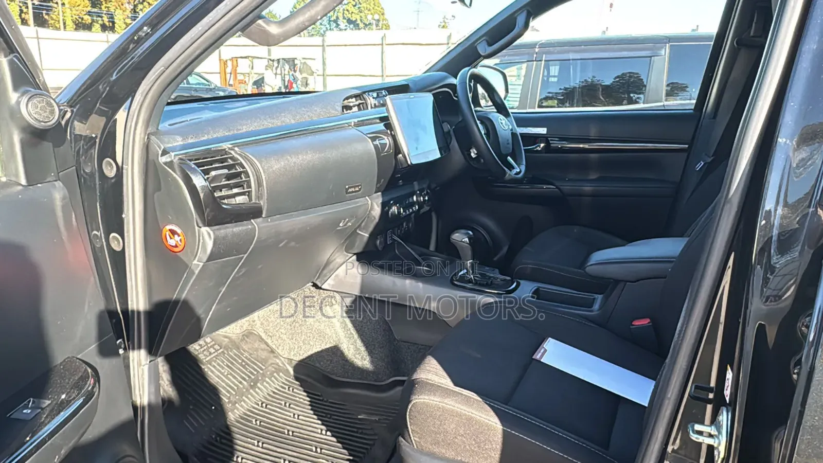 Toyota Hilux 2020 Black