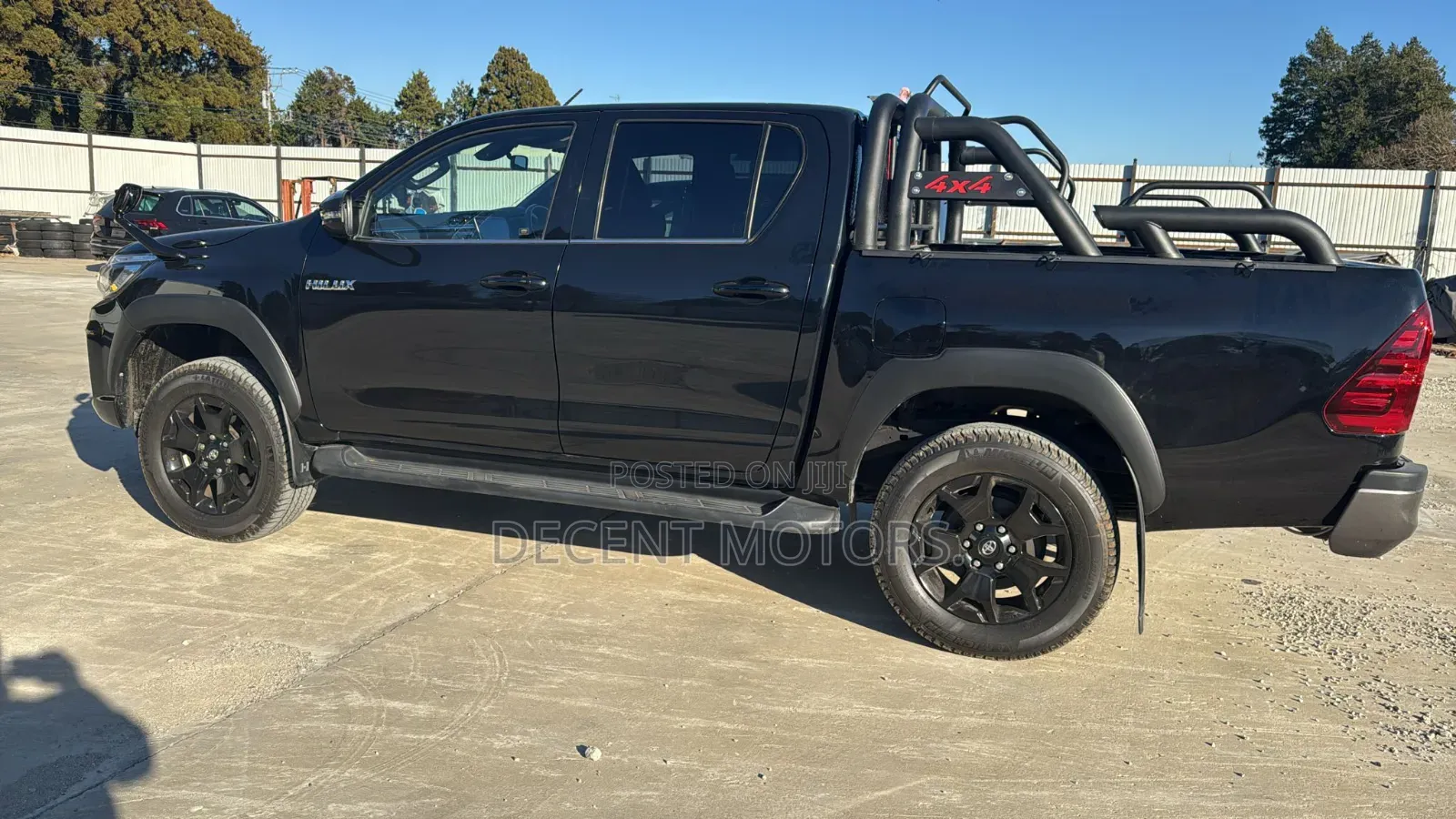 Toyota Hilux 2020 Black