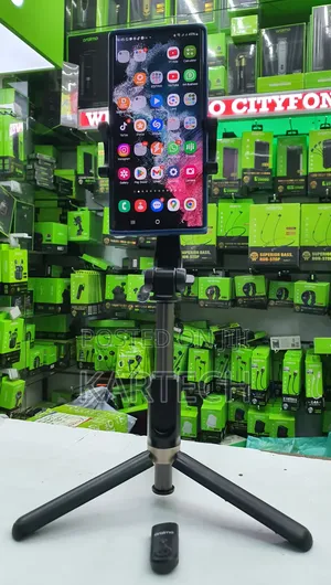 Oraimo Smart Tripod OV-TPW1 Selfie Stick With Remote Shutter