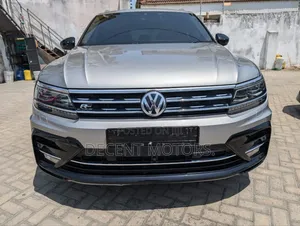 Volkswagen Tiguan 2019 Silver