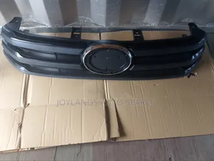 Hilux Revo 2016 Grille (Black)
