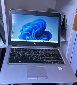 Laptop HP EliteBook 820 G3 8GB Intel Core I5 SSD 256GB