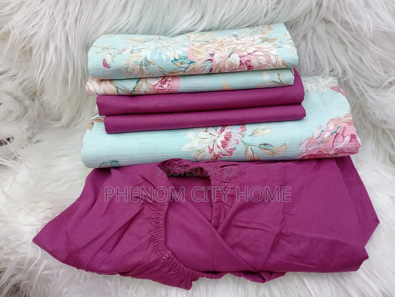 A Pair of Cotton Fitted Bedsheet Set