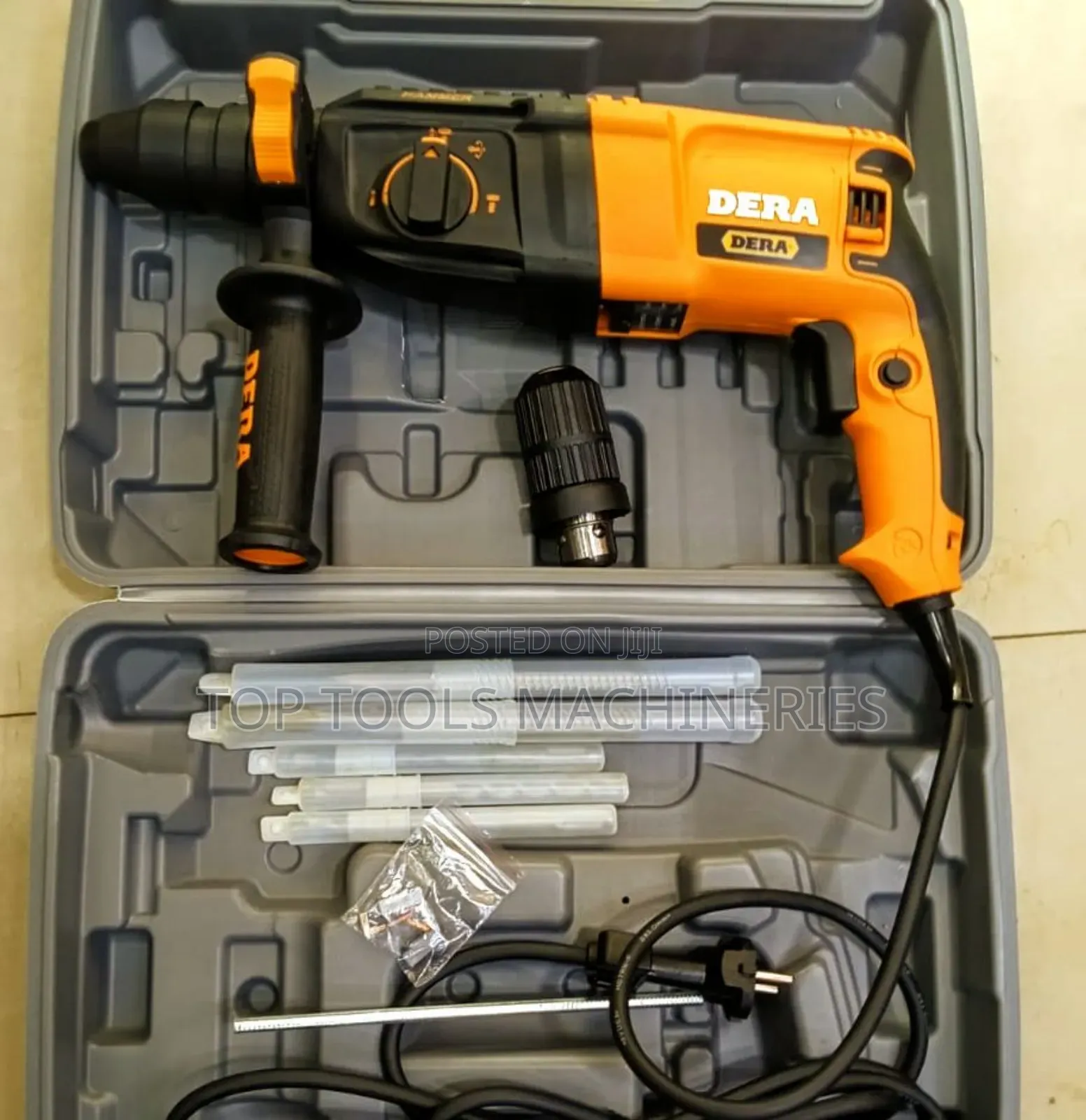 Dera Rotary Hammer 800watts
