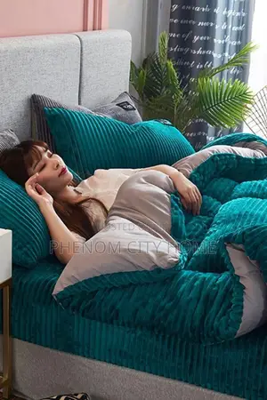 Jungle Green Velvet Duvet Set Available