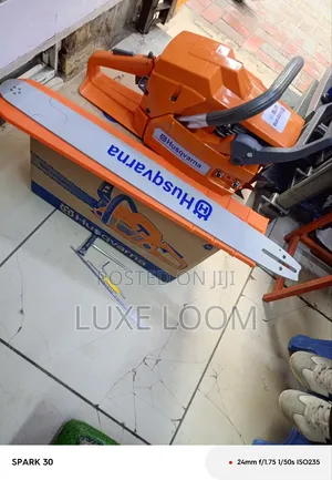 Husqvarna Chainsaw/Power Saw
