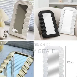 Nice Look Top Table Mirror