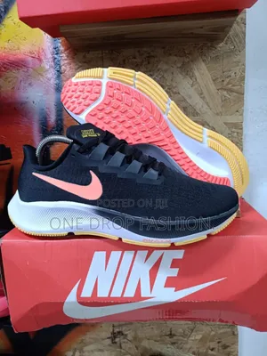 Nike.Zoom.Sneakers 799