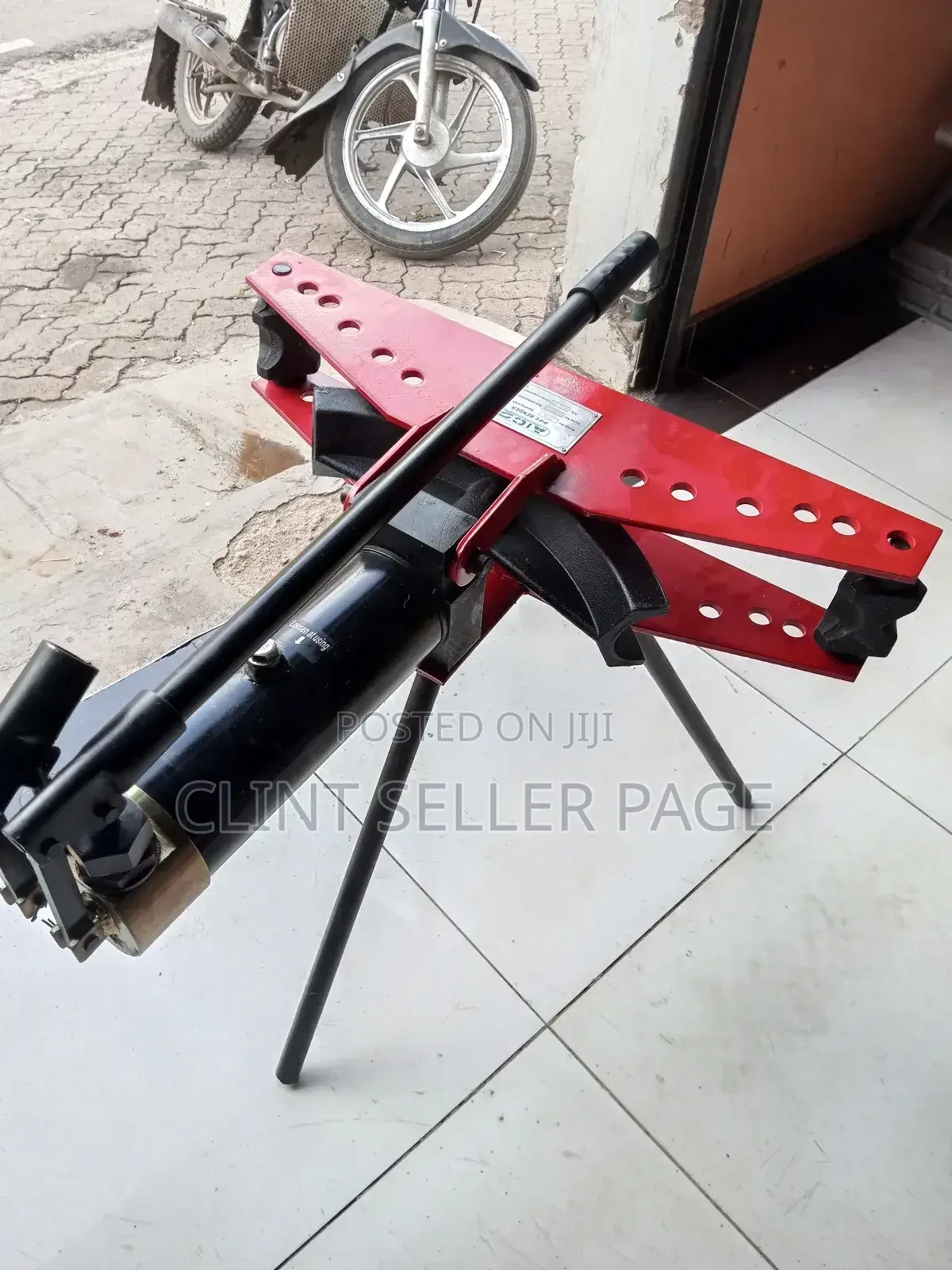 Pipe Bender Machine/ Pipe Crafter.
