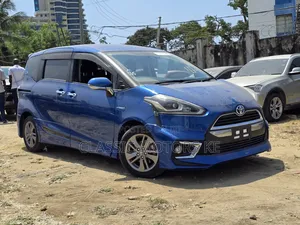Toyota Sienta 1.5 Hybrid FWD (6-seater) 2018 Blue