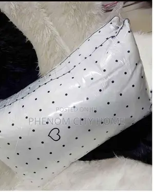 A Pair of Printed Bedpillows