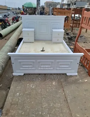 White 5by6 Bed Classy