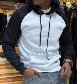 New Trendy Fashion Unisex Hoodiez