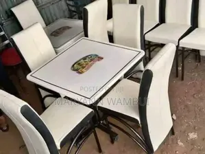 White Black Hotel Set Chairs and Table