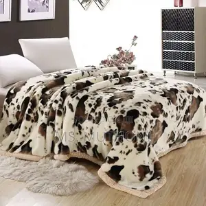 Heavy Duouble Warm and Plush Duvet Size 6*6