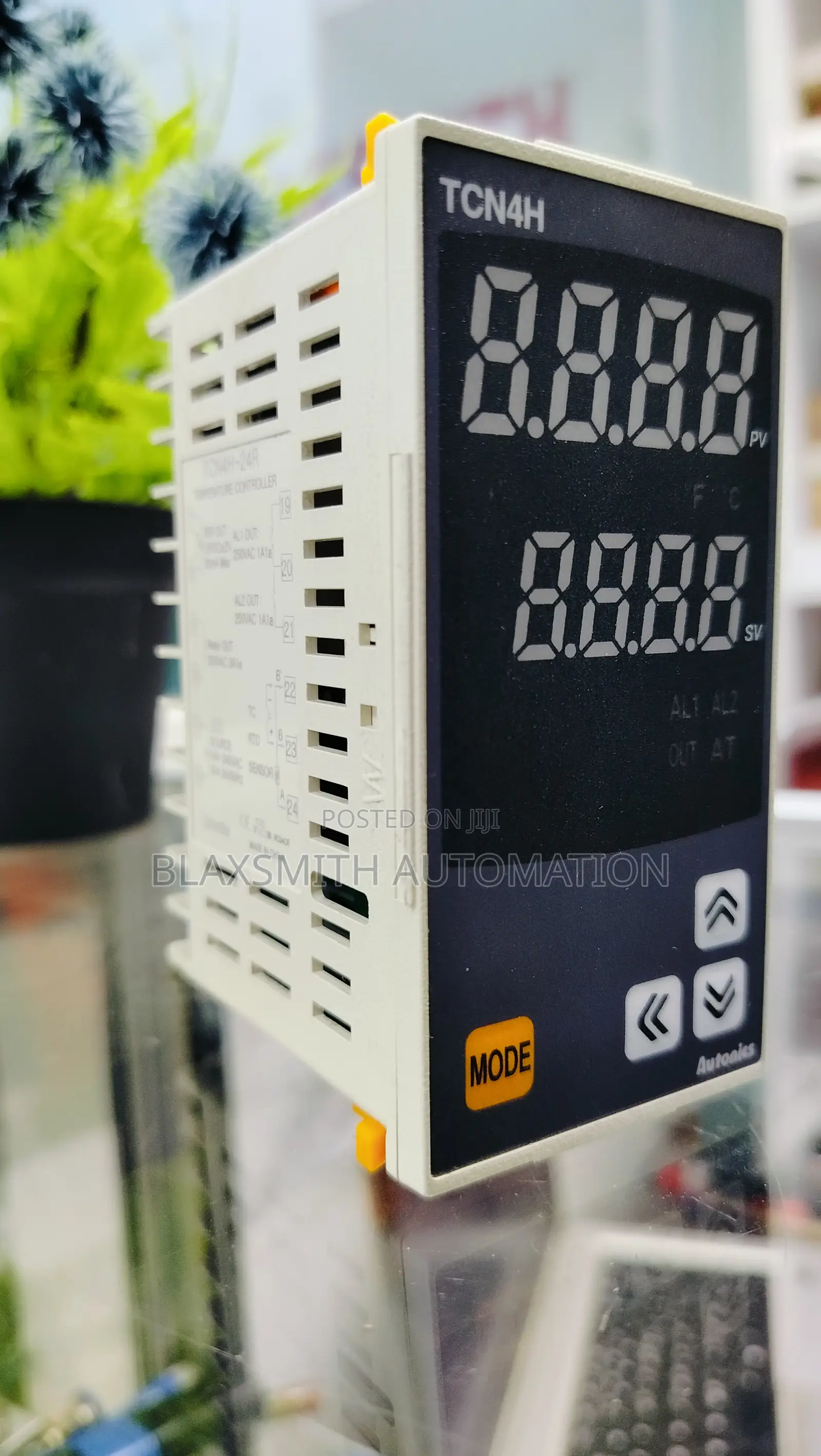 Autonics Temperature Conroller Tcn4s-24r