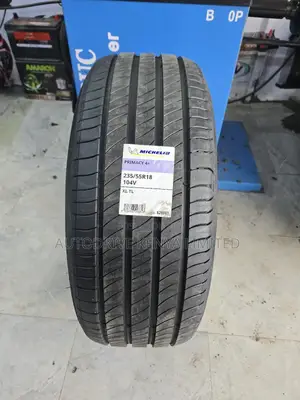 235/55r18 Michelin Primacy Tire