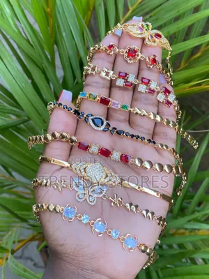 Ladies Gold Bracelet