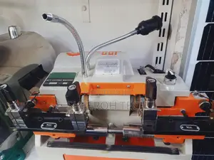 Key Cutting Machine