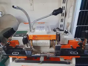 Key Cutting Machine