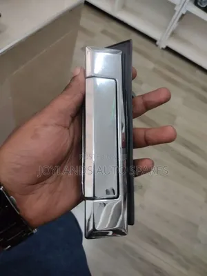 FJ79/Hilux Outer Door Handle (Chrome)