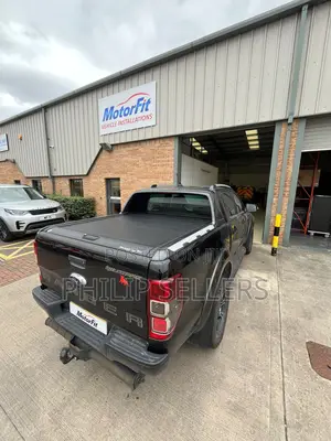 Ford Ranger Wildtrak Mountain Top Roller Shutter