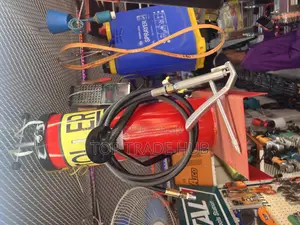 Toller Foot Operated Grease Bucket 8L