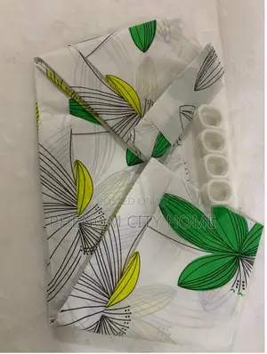 Eegant Shower Curtains With Touch of Green