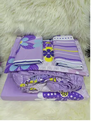 Purplish Bedsheet Set With Mattress Cover/Fitted Bedsheet