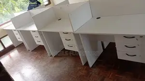 8 Way Workstation