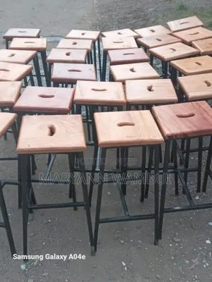 Very Strong Mahogany Lab Stool