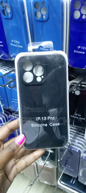 Liquid Silicone Case for iPhone 13 Pro Soft Microfiber
